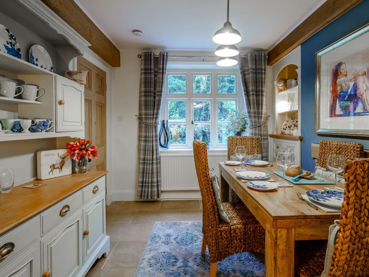 Nutwood Cottage, listing photograph 3
