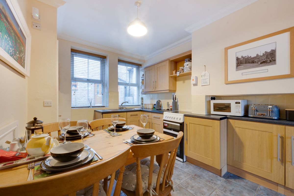 Holme View, listing photograph 4