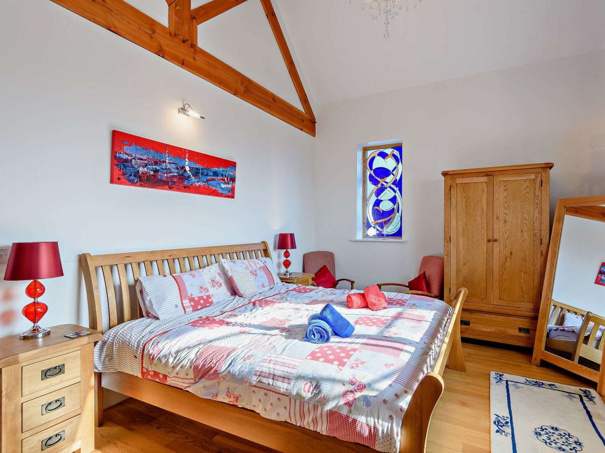 Red Kites Retreat, listing photograph 12