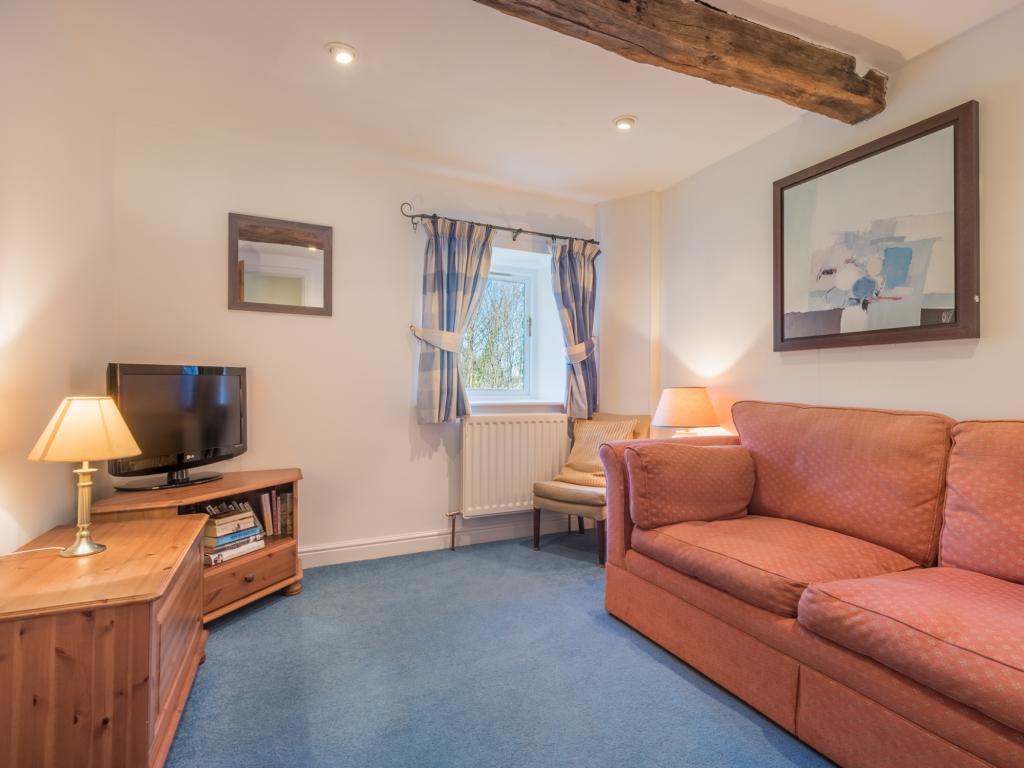Hallgarth Barn, listing photograph 4
