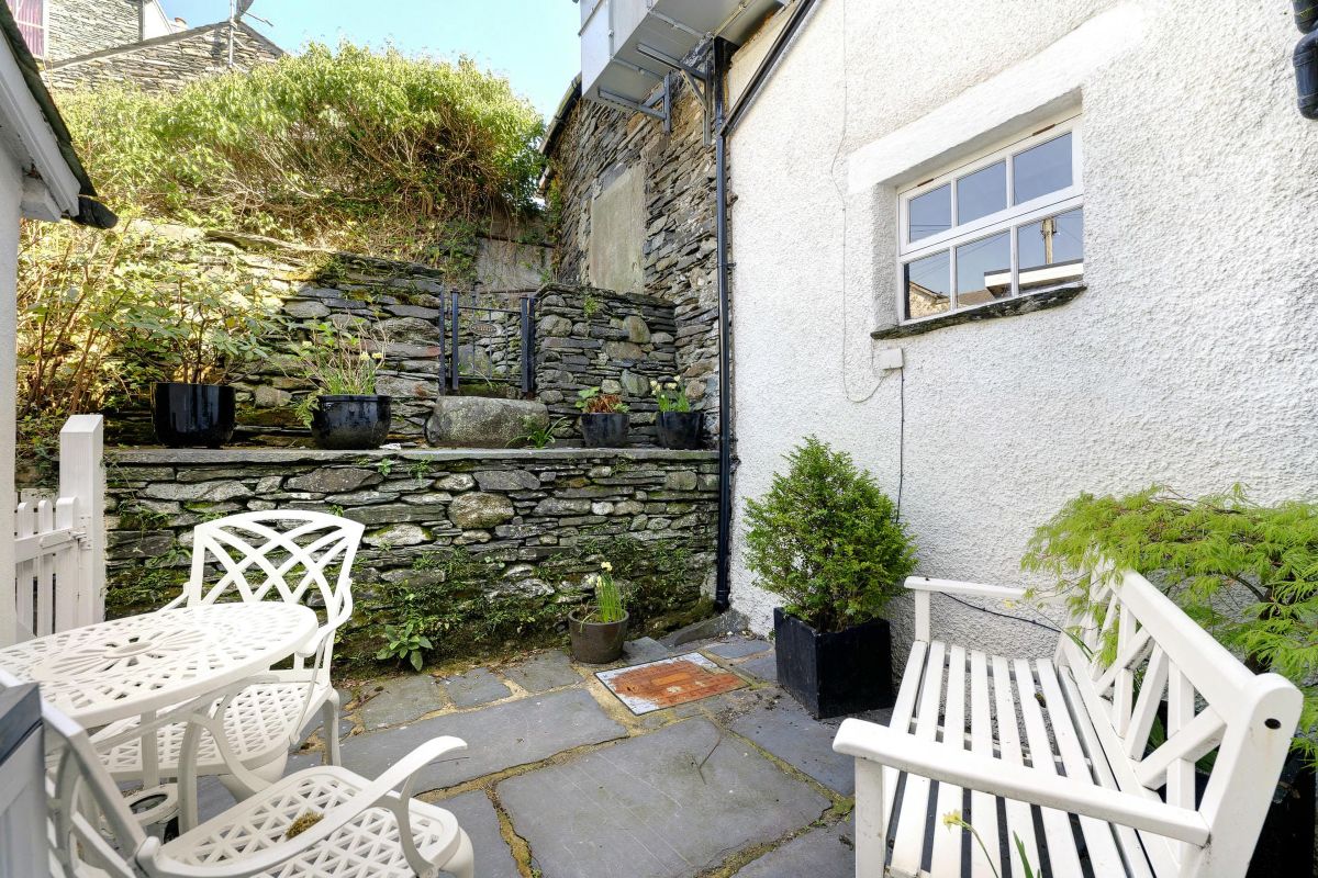 Pavement Cottage, listing photograph 10