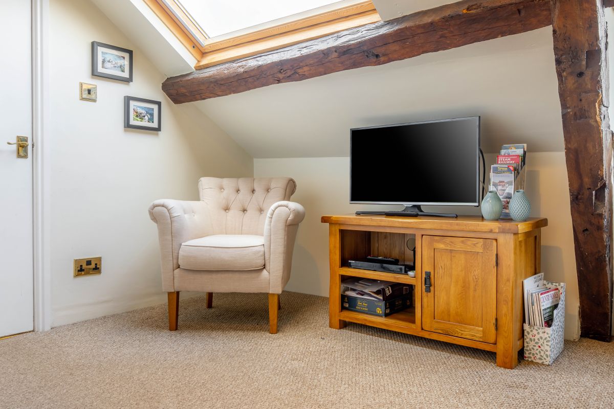 Hawkshead Hideaway, listing photograph 7
