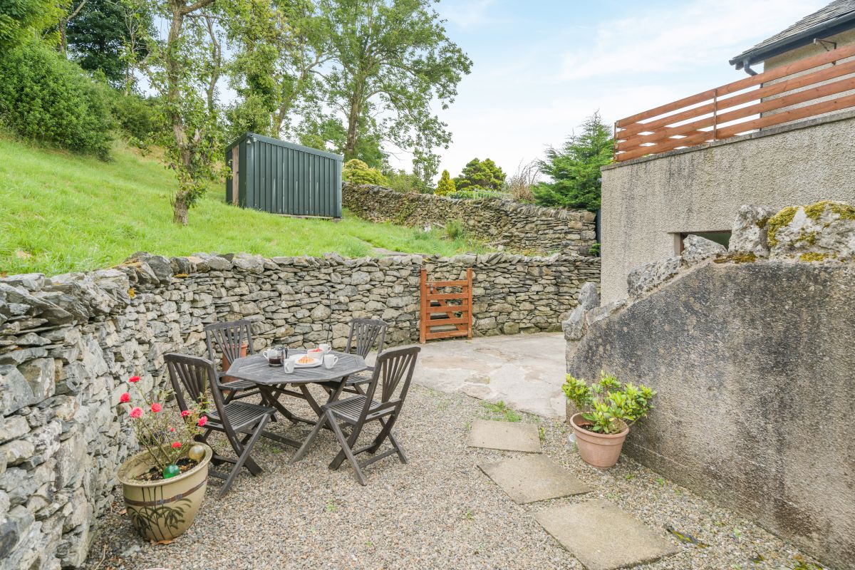 Hill Top, listing photograph 11