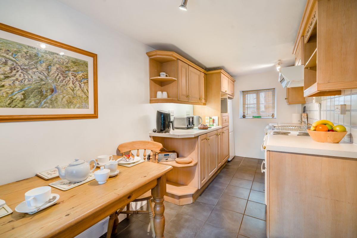 St. Annes Cottage, listing photograph 3