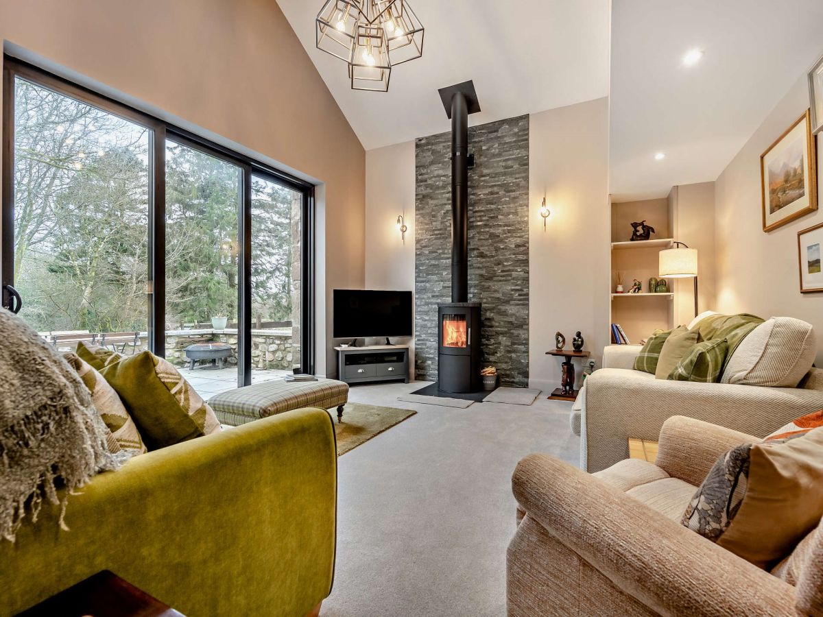 The Nook - Longmoor, listing photograph 4