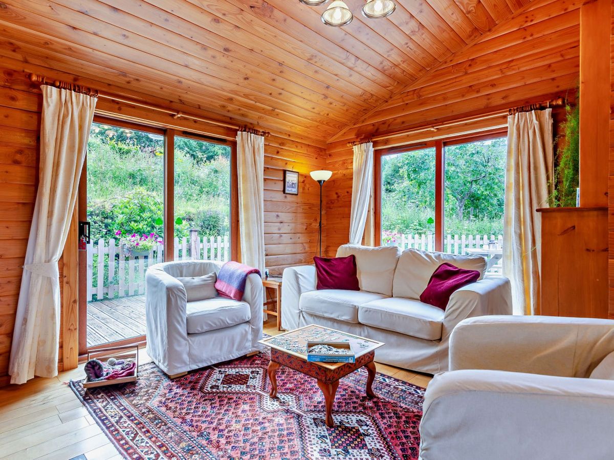 Dailfearn Chalet, listing photograph 4