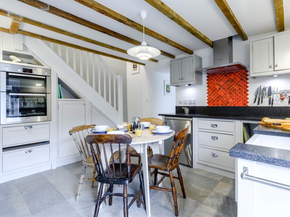 Peakway Farm Cottage, listing photograph 10