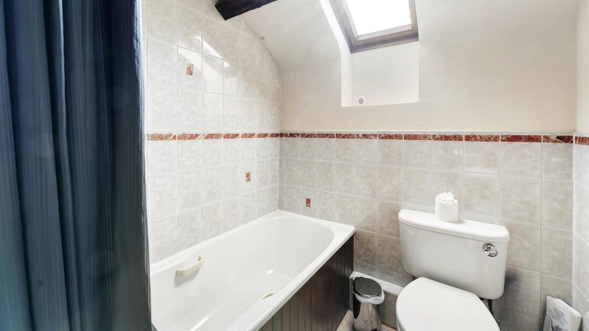 Cuckoo Brow Cottage at Thompson Ground, listing photograph 12