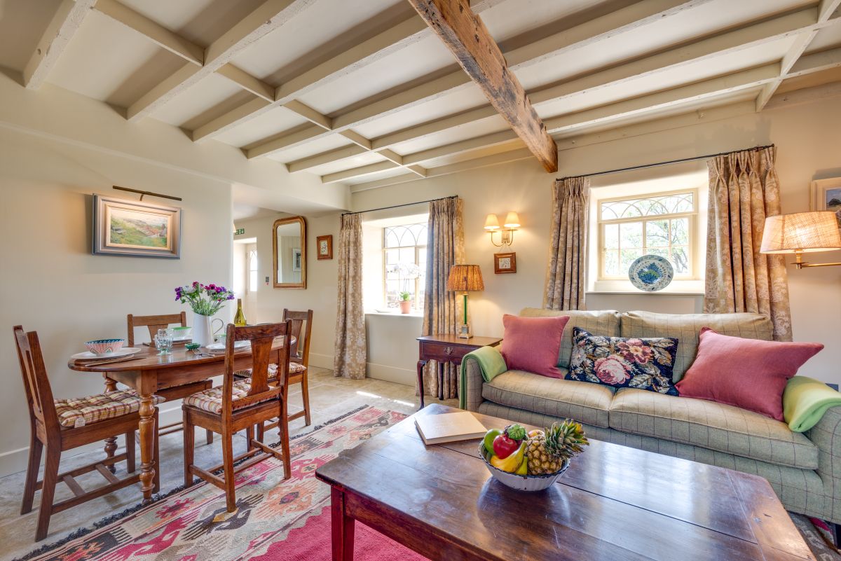 Railway Cottage, listing photograph 2