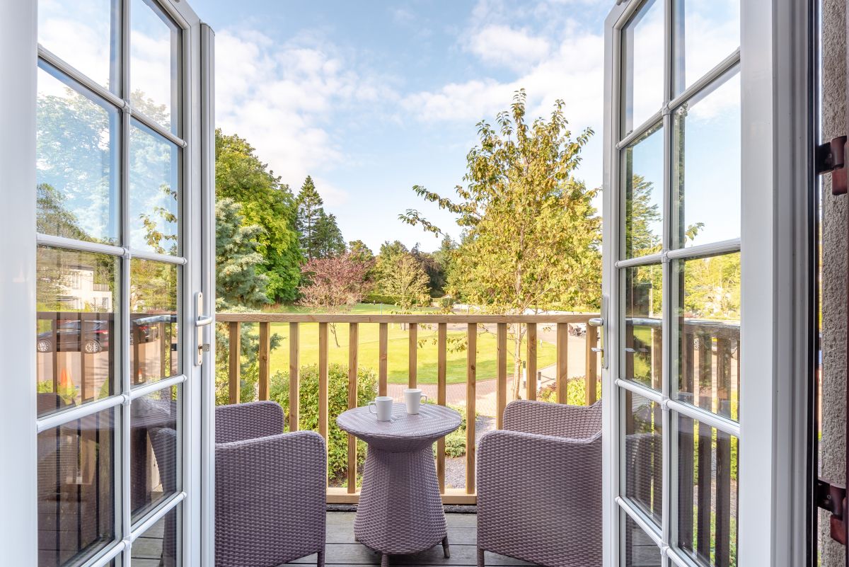 Garden View Suite, listing photograph 4