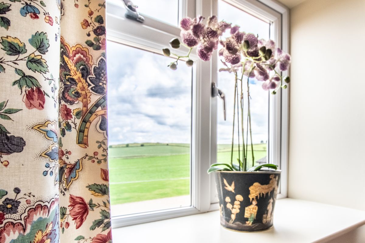 New Harborough Bungalow, listing photograph 12
