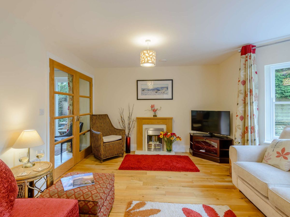 Bluebell House, listing photograph 3