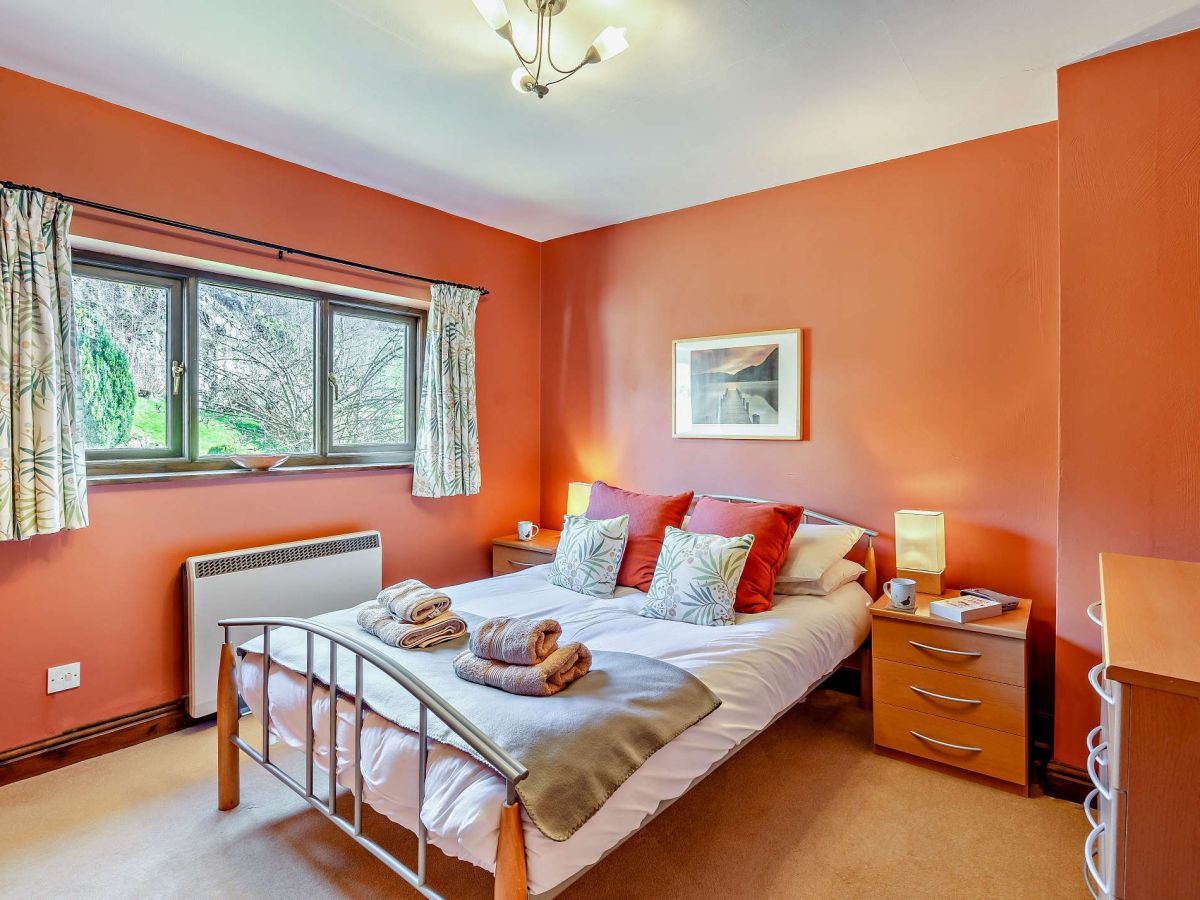 Lynwood Cottage, listing photograph 7