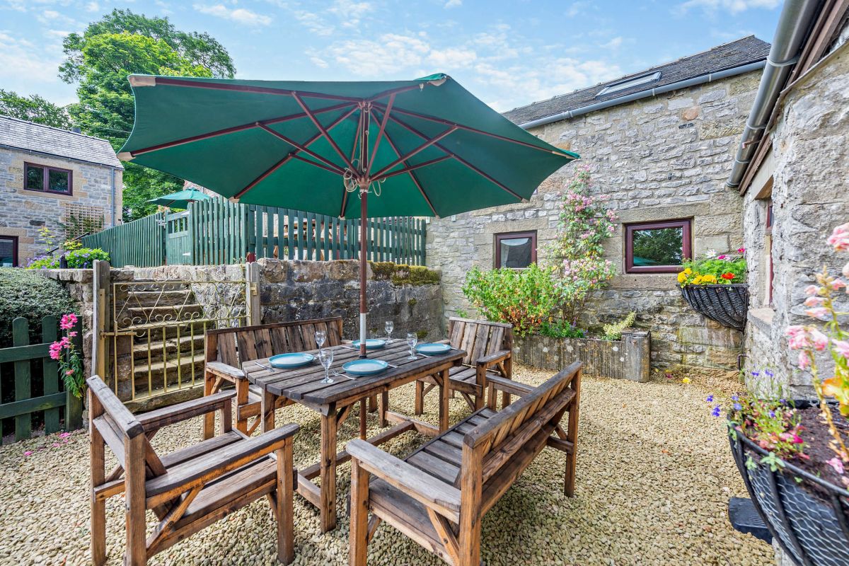 View Cottage, listing photograph 8