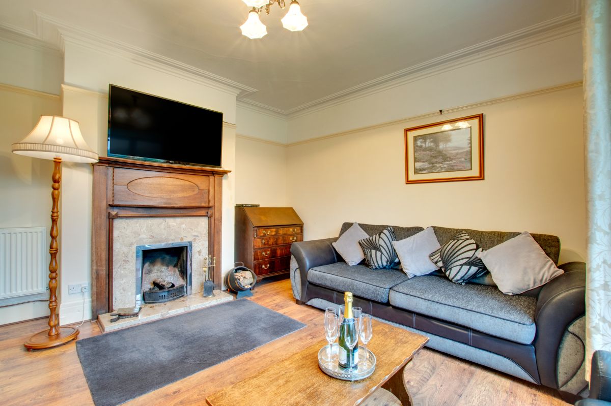Arthog Hall Farm, listing photograph 2