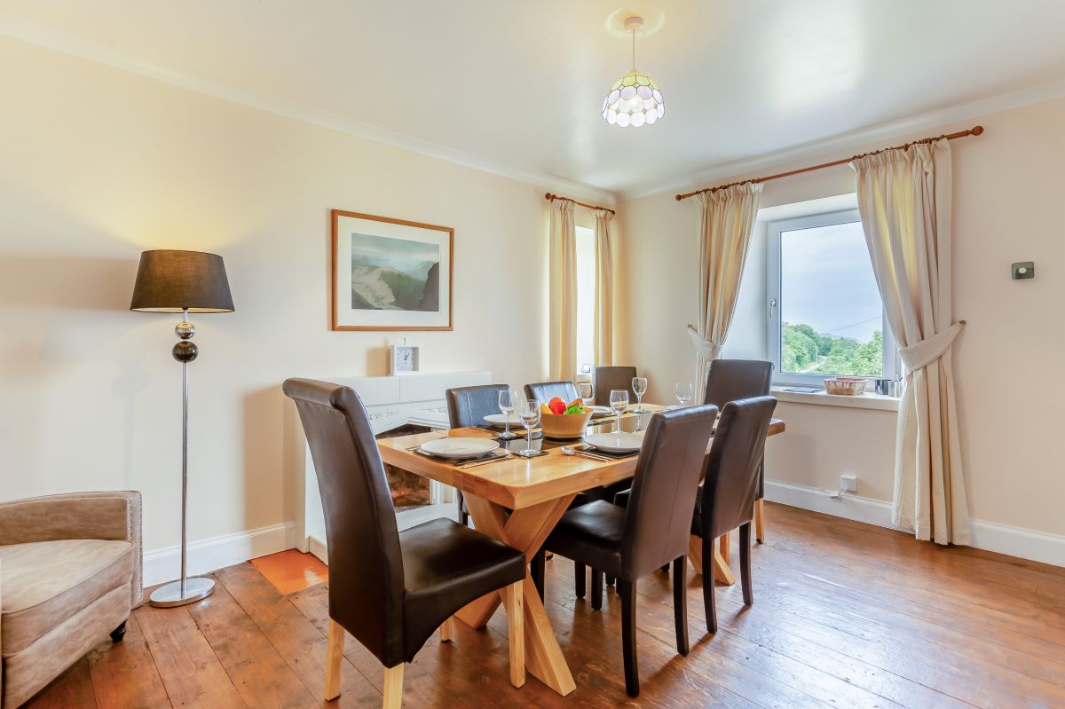 Bayview House, listing photograph 3