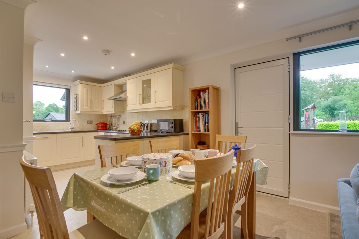 Oakdene Cottage, listing photograph 4