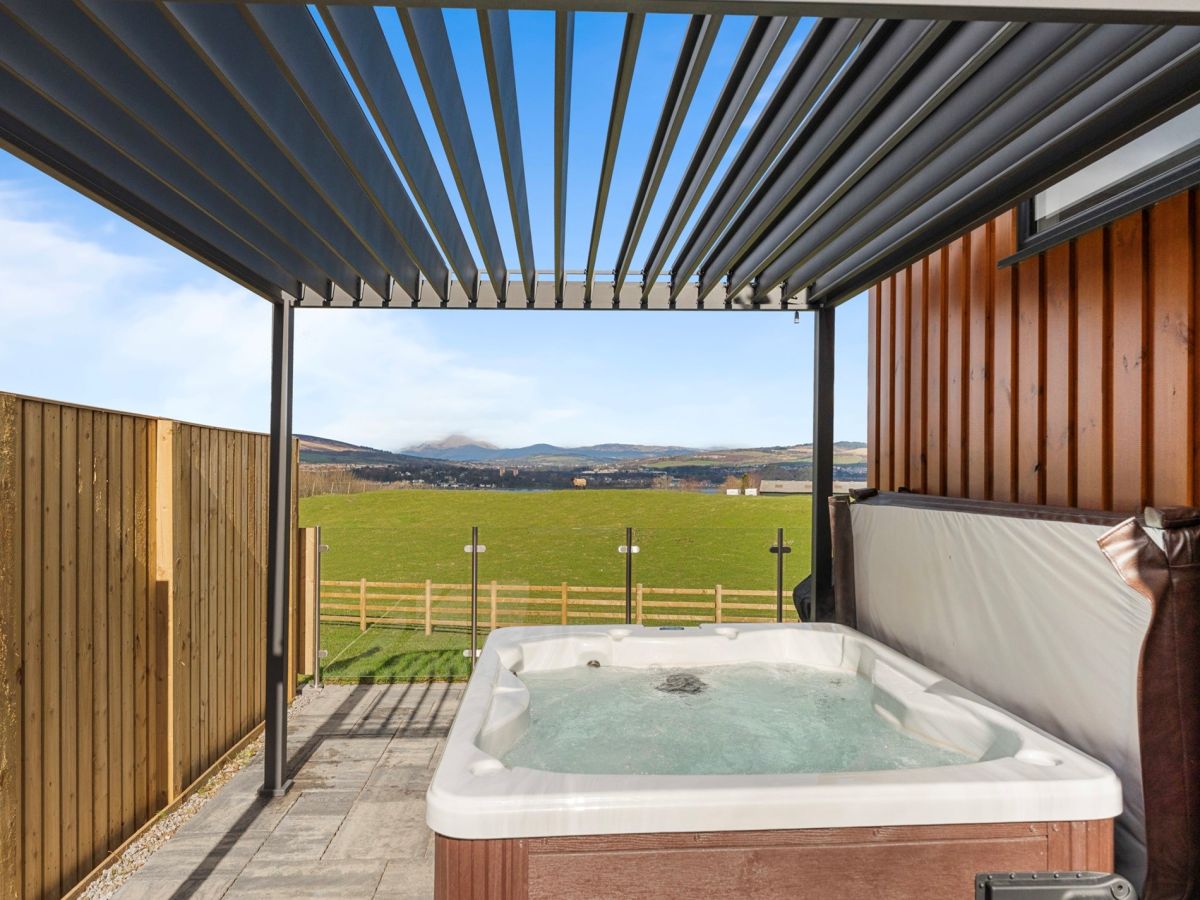Arrochar View - Executive