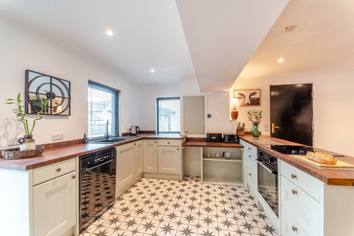 The Coach House - Innellan, listing photograph 4
