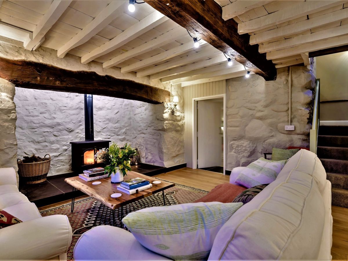 Conwy Valley Farmhouse, listing photograph 5