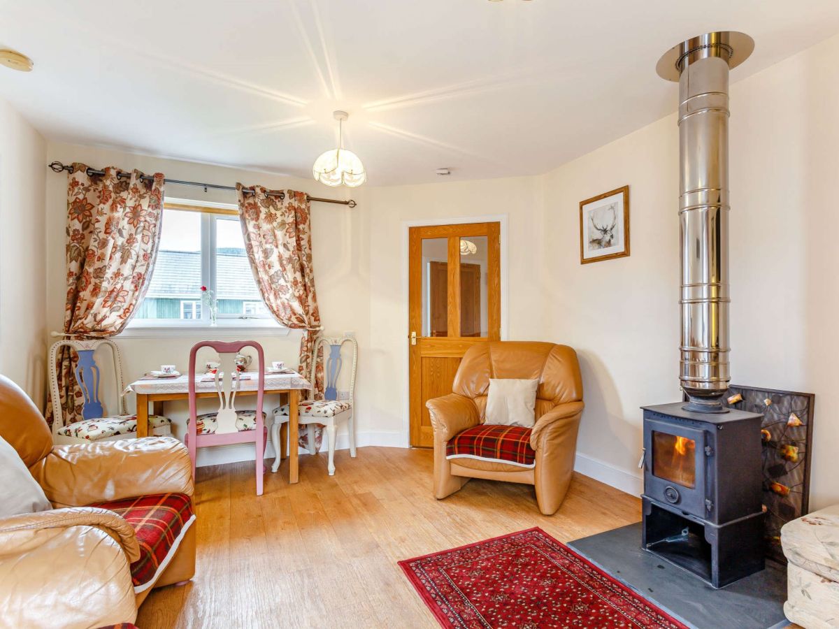 Riverside Cottage, listing photograph 4