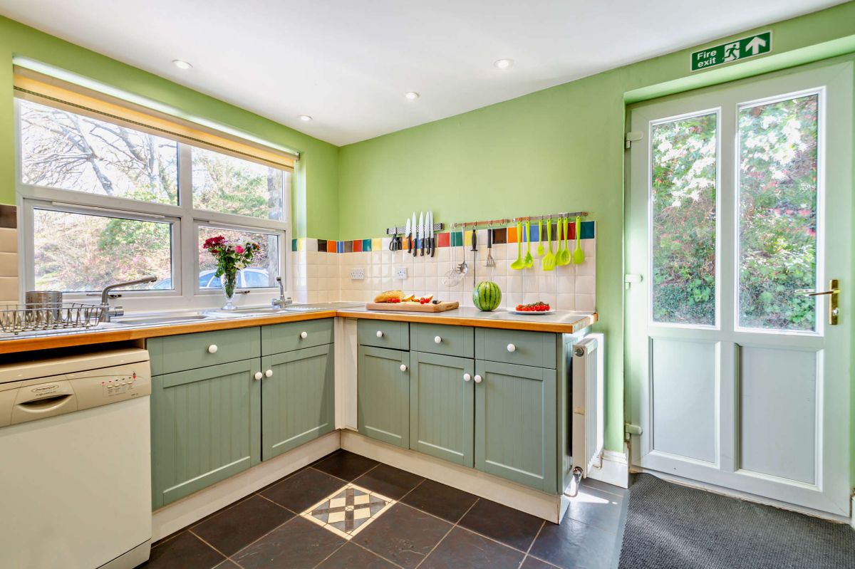 Llety Eryri - Snowdonia Woodland Cottage, listing photograph 7