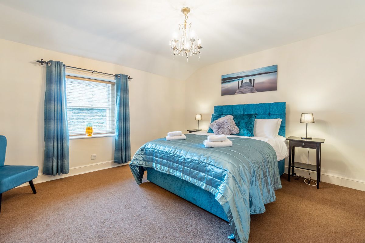 Honeycomb Cottage, listing photograph 4