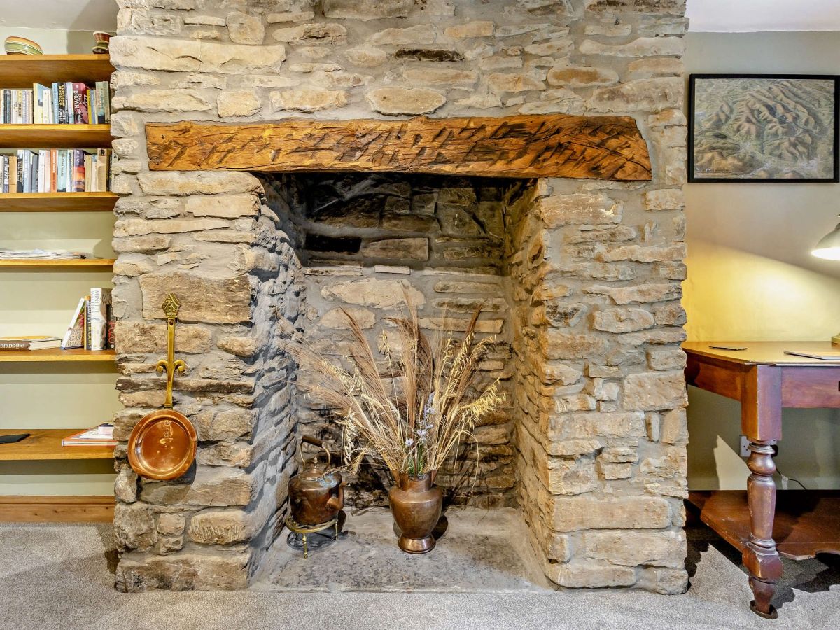 Brook Cottage - Clyro, listing photograph 12