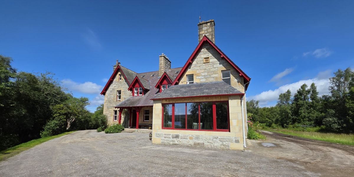 Shinness Lodge