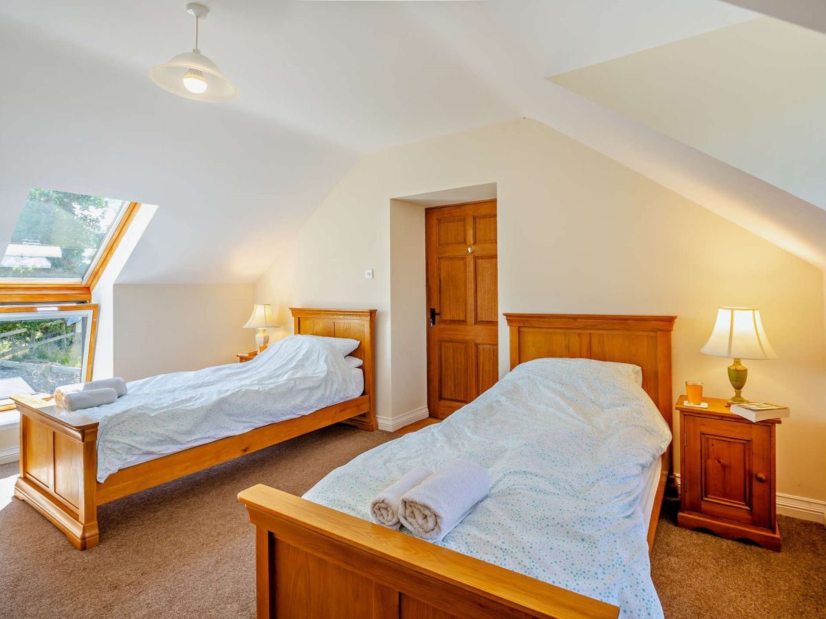 Glyn Bach Farm Cottage, listing photograph 10