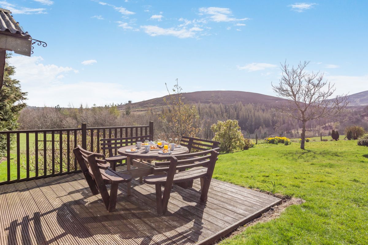 Muir Of Pearsie Farmhouse, listing photograph 3