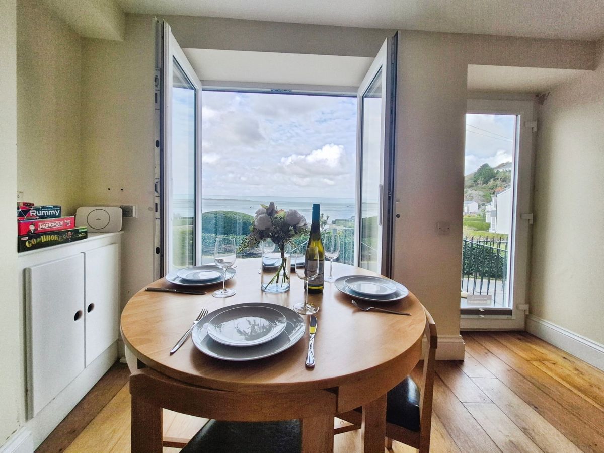 6 Penhelyg Road, listing photograph 8