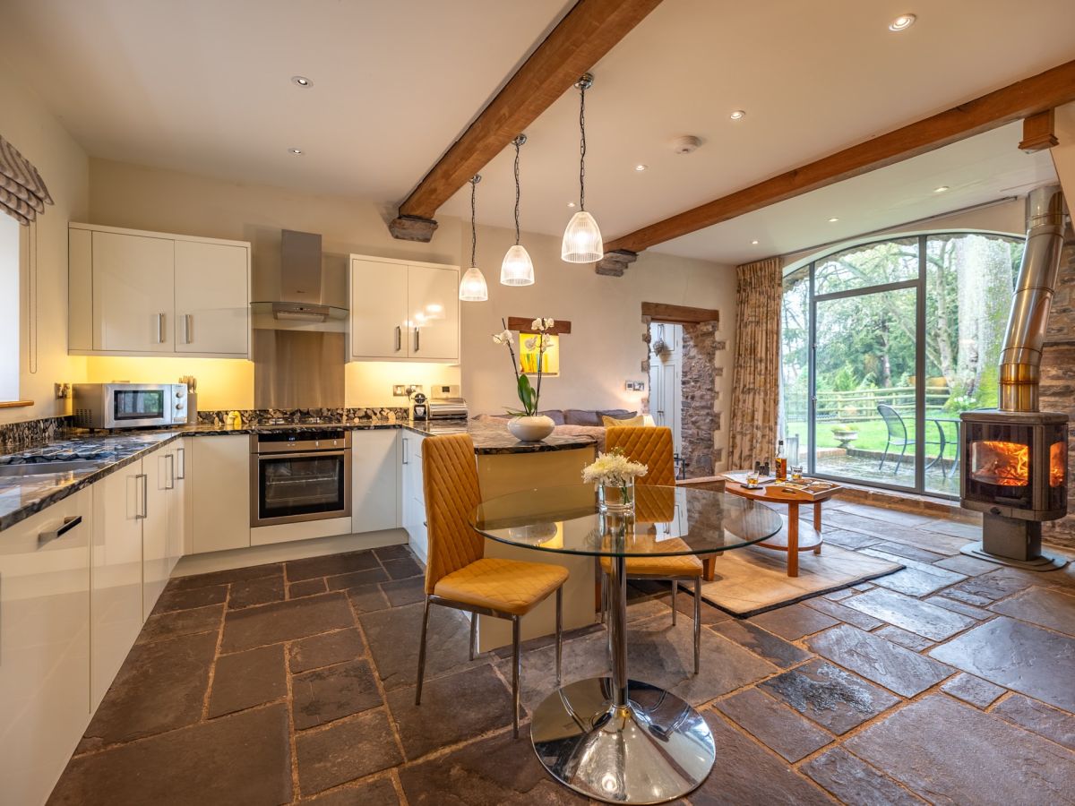 Cedar Cottage - Brecon Beacons, listing photograph 8