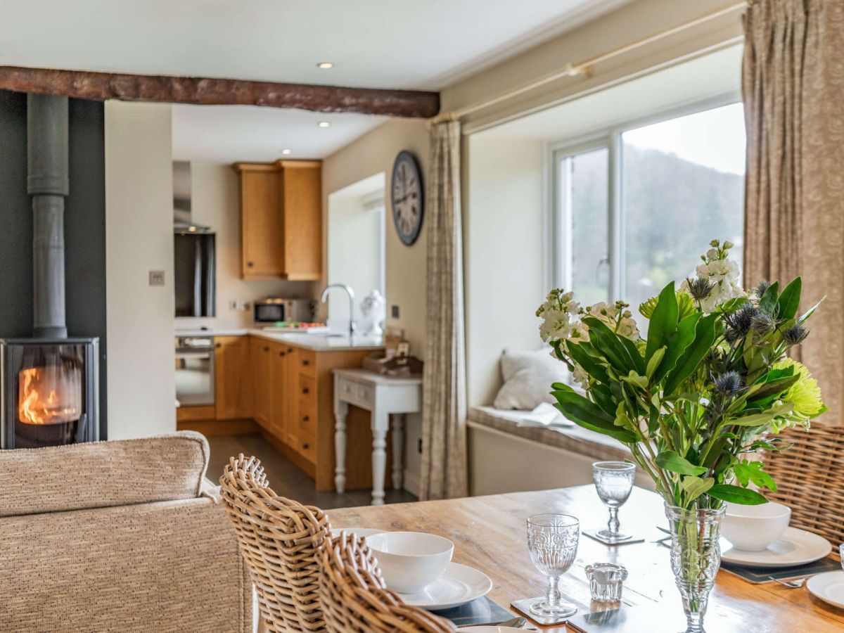 Bobtail Cottage, listing photograph 2