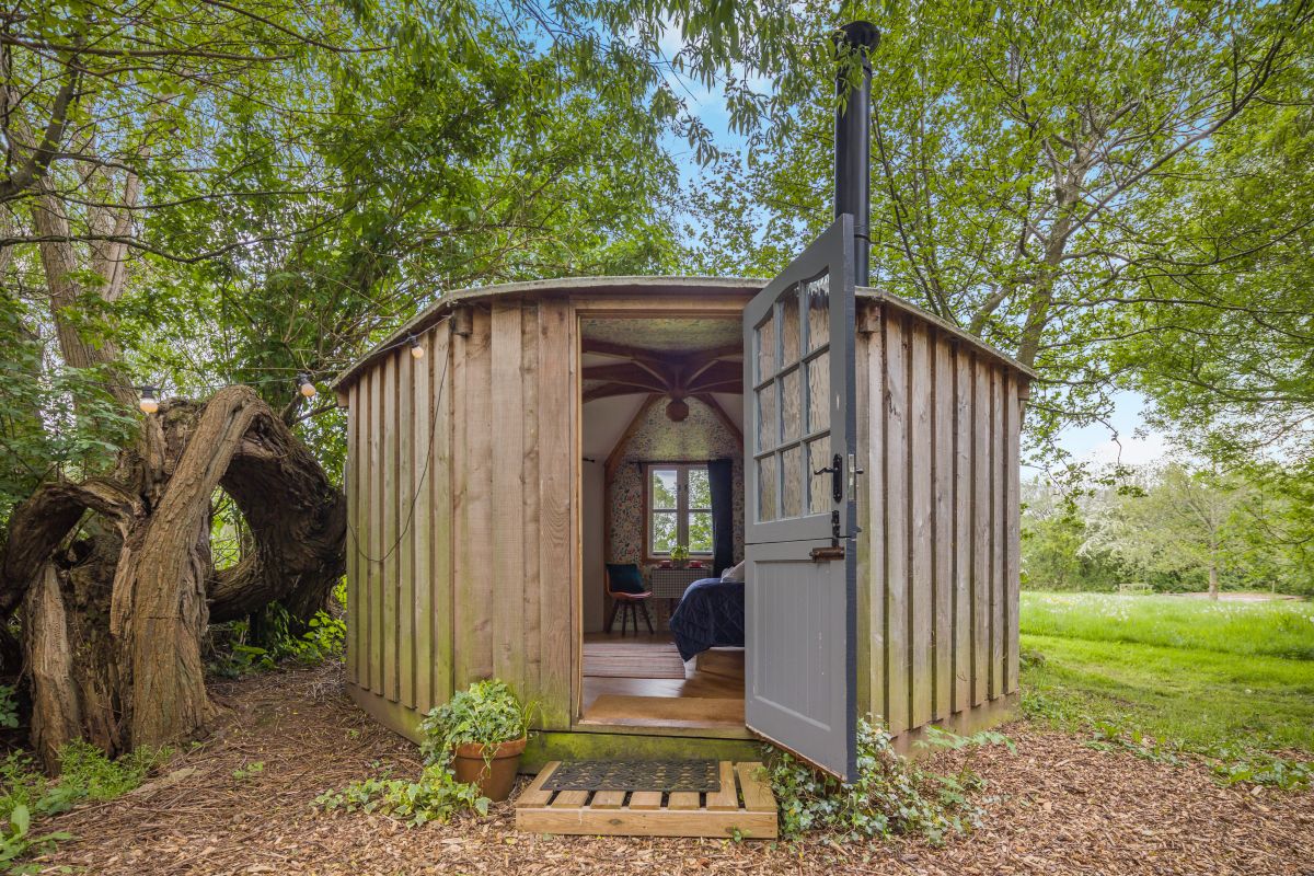 Maize Cabin, listing photograph 3