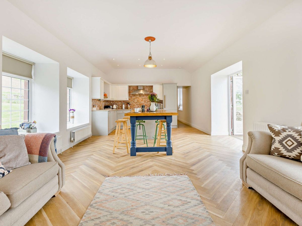 Glasslet, listing photograph 10