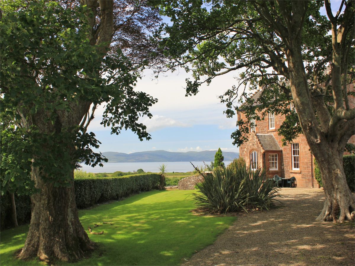 House Of Machrie