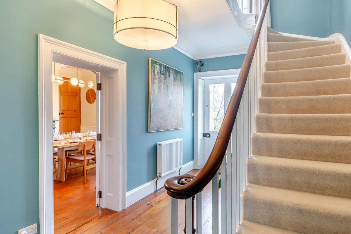 High Chestnut Hill, listing photograph 10
