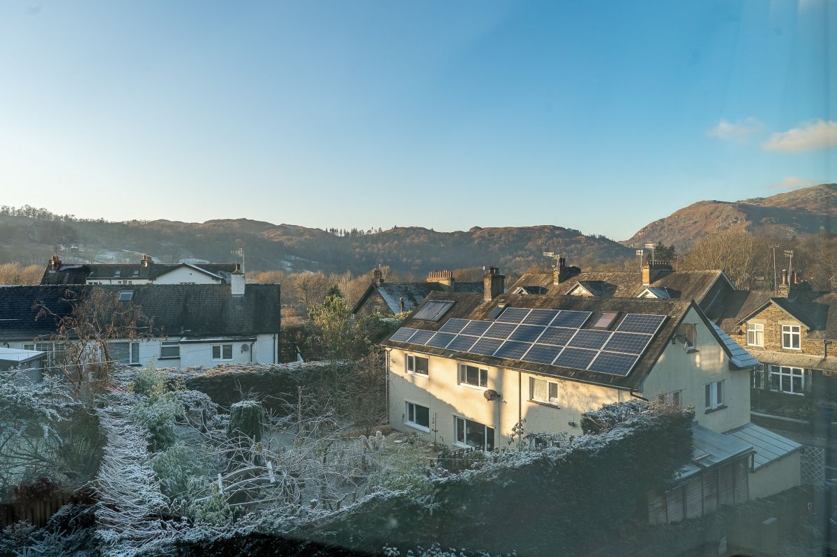 Lily Tarn Cottage, listing photograph 5