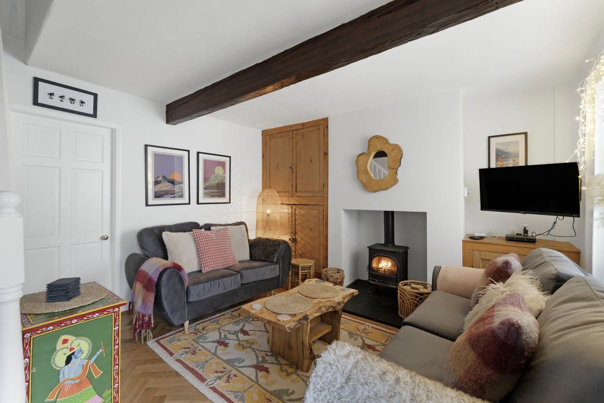 Darwin Cottage