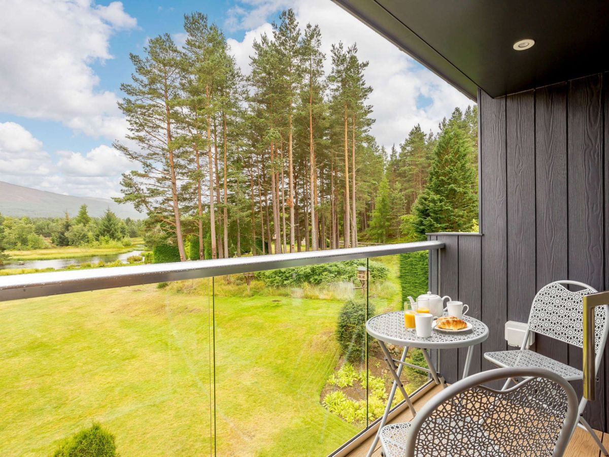 Lochan View - Glen Nairn, listing photograph 6
