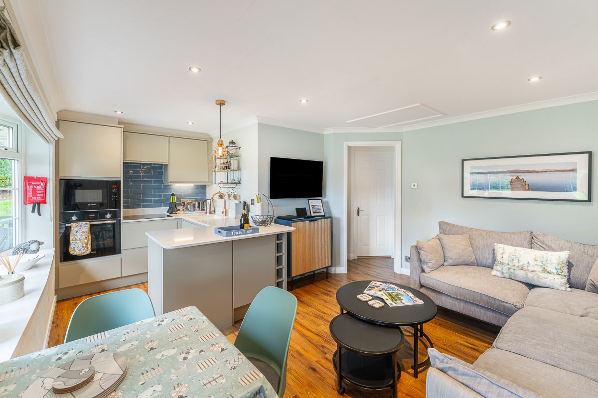 Lowera Cottage, listing photograph 2