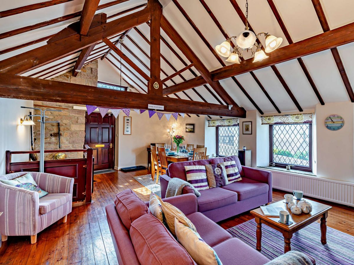 Judy Cottage, listing photograph 3
