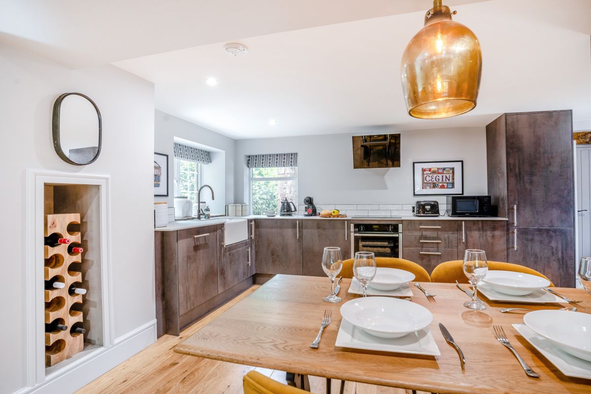 Caretakers Cottage - Goytre Hall, listing photograph 12