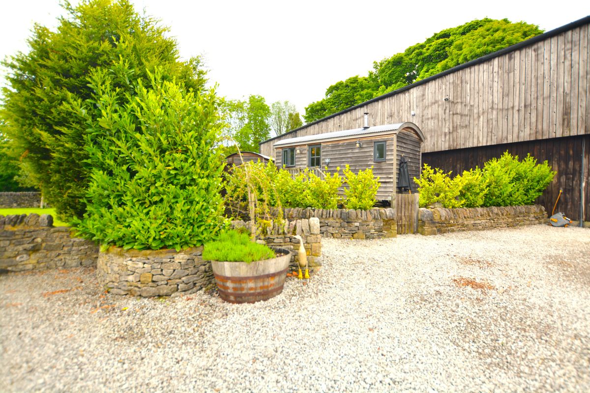 Digby's Hut, listing photograph 10