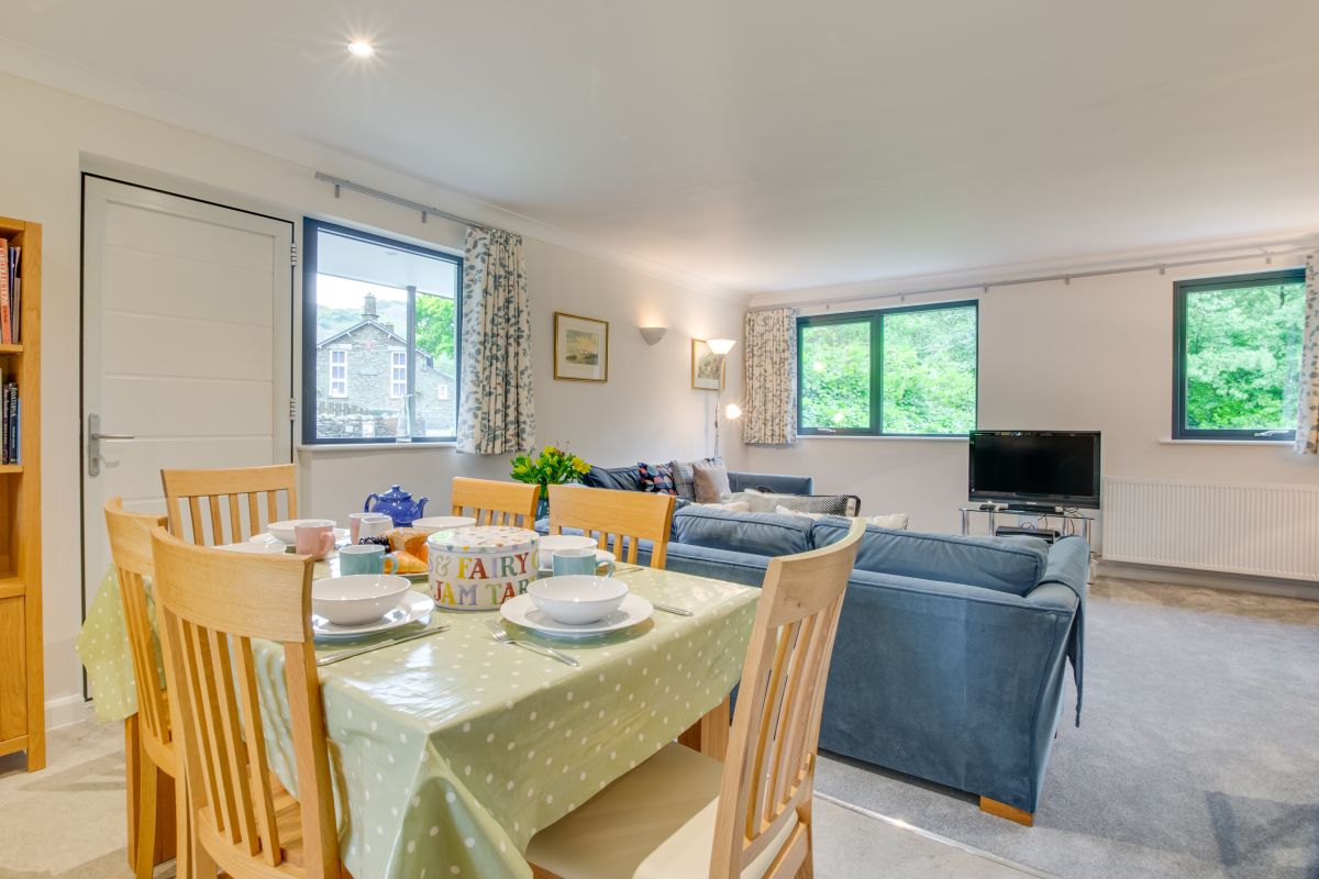 Oakdene Cottage, listing photograph 3