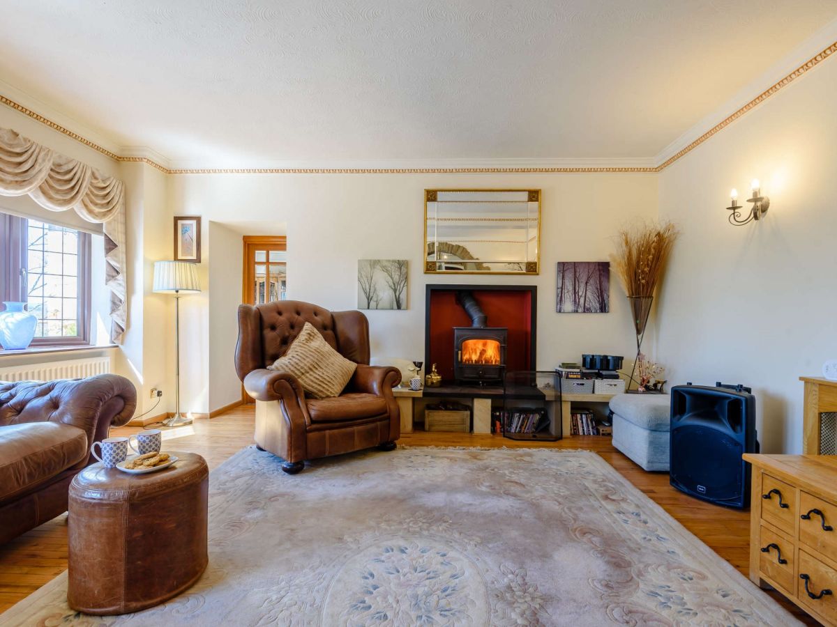 Southwood Chase, listing photograph 11