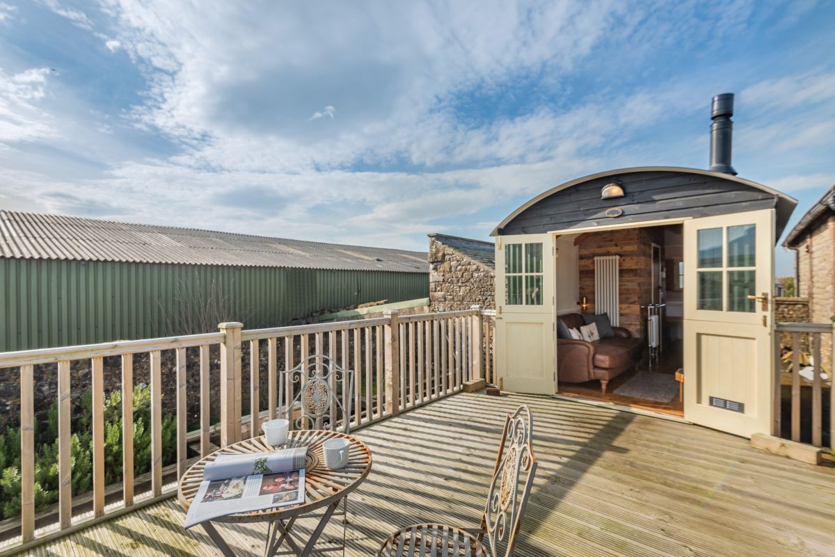 Maes Shepherds Hut