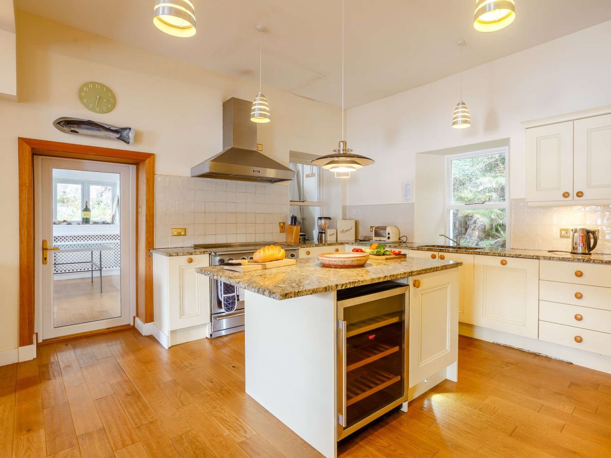 Burnside House, listing photograph 12