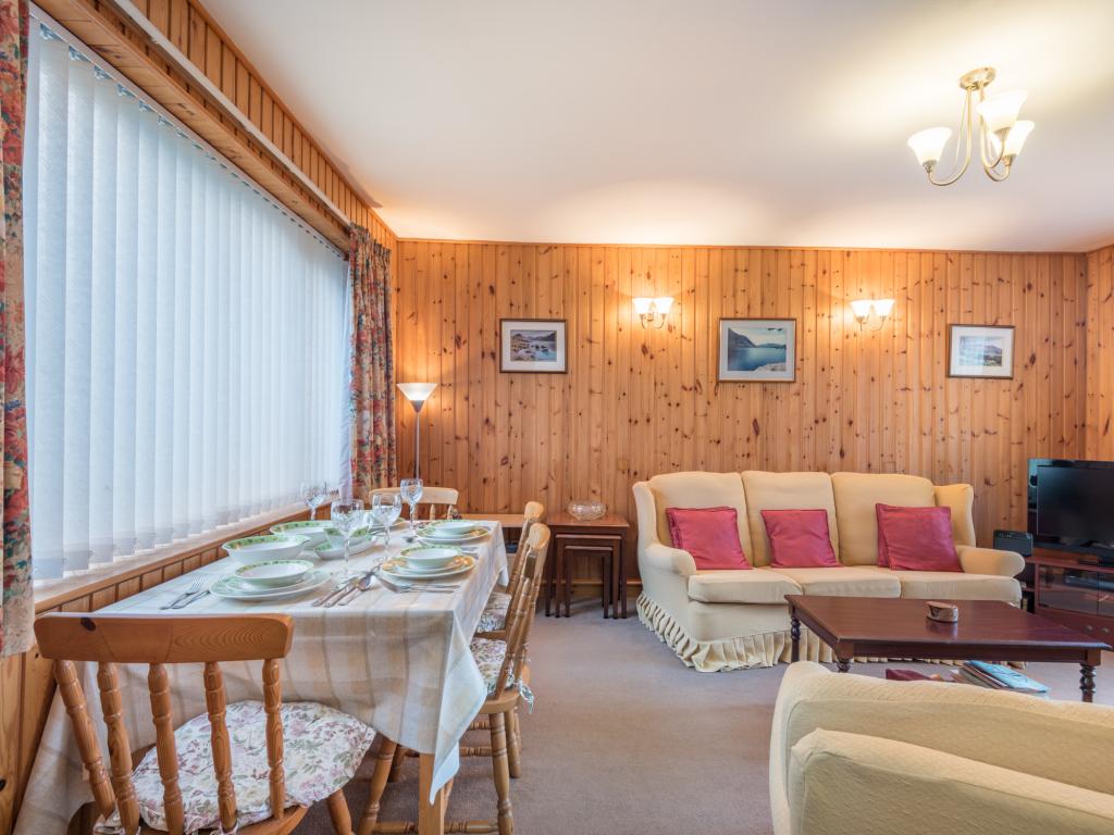Derwent Apartment, listing photograph 2
